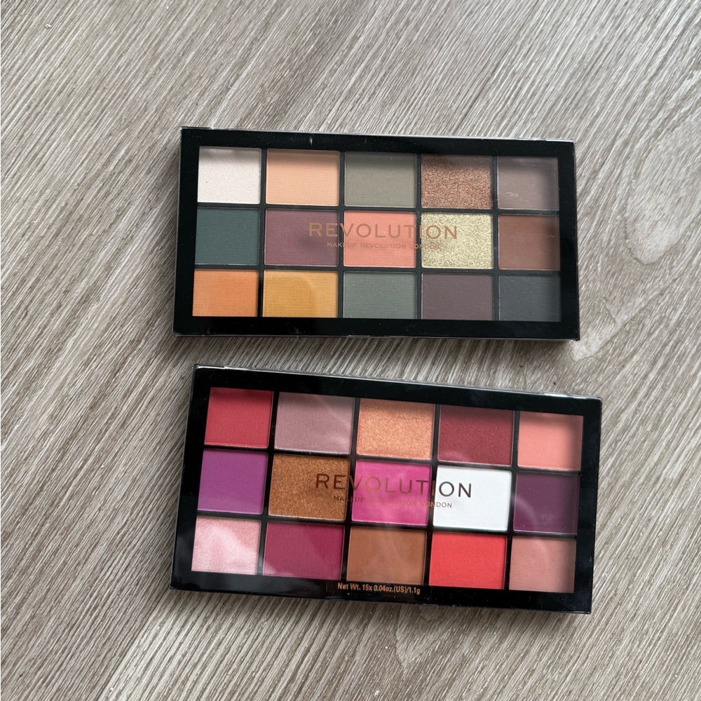 NEW ✅ Makeup Revolution 2 Eyeshadow Palettes